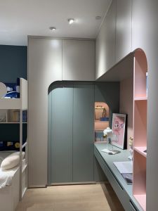 Childrend  Wardrobe